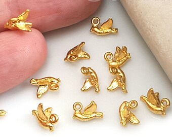 Tiny Gold Bird Charms, Mini Gold Bird Bracelet Charms, 22k Gold Plated Drop Charms, Beading Charms, Bird Findings, 15 pc