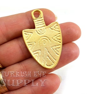 Large Gold Arrowhead Pendant, 22k Gold Plated Triangle Charm, Tribal Arrowhead Findings, 1Pc