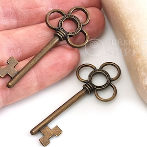 Bronze Key Charms, Bronze Key Pendant, Large Bronze Key, Bronze Key Findings, 2Pc