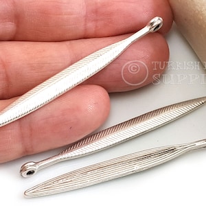 Silver Feather Charms, Large Silver Feather Pendant, Long Leaf Pendant, Antique Silver Plated, Leaf Findings, Silver Jewelry, 2Pc