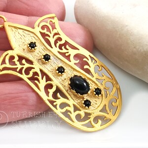 Gold Tulip Pendant, Tulip with Onyx Black Jade Stone, Large Tulip Charm, Gold Jewelry Findings, 1Pc
