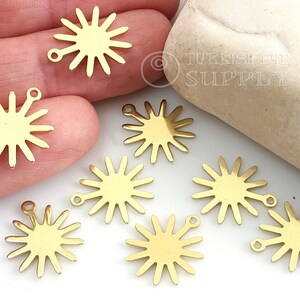 Brass Sun Charms, Raw Brass Sun Ray Pendant, Sun Charms,17x15x0.80mm, Textured Brass Sun Earring Findings, 50pc