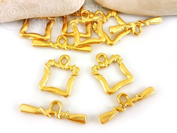 Antique Gold Plated Square Toggle Clasps, Jewelry Making Findings, Approx. 12 Pieces (25 Gram Lot) - View #8