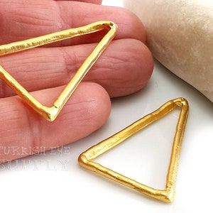 Matte 22k Gold Plated Triangle Charm, Triangle Link Charms, Geometric Minimalist Jewelry Connector, Gold Jewelry Findings, 2Pc