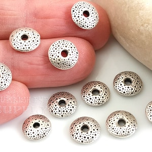 10mm-10pc Silver Plated Beads, Hammer Finish Silver Spacer Beads for  Jewelry Making Saucer Shape Side Hole Coin Beads 