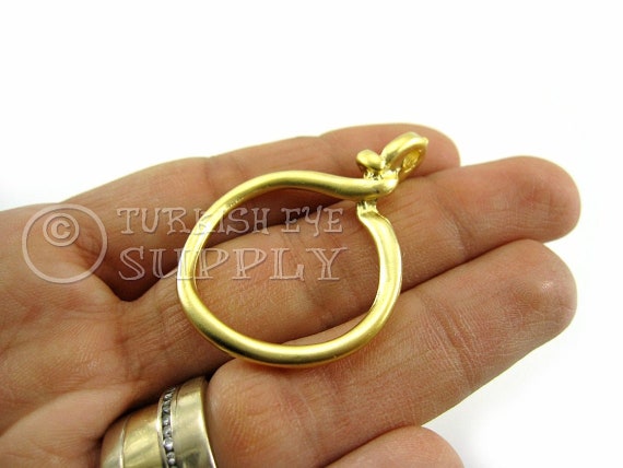 Ciondoli ad anello in oro Ciondoli ad anello intrecciato Placcato in oro 22k Risultati di gioielli per orecchini Collegamenti di connettori Cerchi d oro Gioielli turchi 2pc Etsy Italia