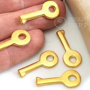 Gold Key Charms, Mini Key Charms, Gold Key Pendant, Gold Key Jewelry, Gold Key Findings, 5pc