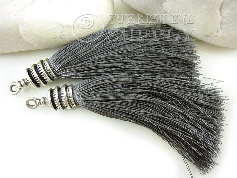 1pc Handmade Silk Thread Tassel Tassel Jewelry Silver Plated Cap Tassel Earring Findings Gray Tassel Pendant Tassel Charms