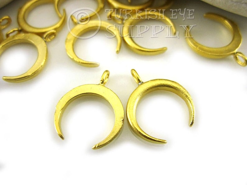 Ethnic Jewelry Gold Crescent Charms Double Horn Pendant Double Horn Charms Mini Crescent Pendant 22k Gold Plated Gold Moon Charms 5pc