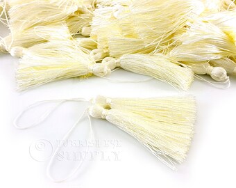 Ivory White Silk Tassel Bundle, Hand Made Silk Thread Tassel, Tassel Findings, Mala Tassels, 10 pieces