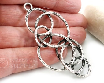 Silver Hoop Pendant, Large Interlocking Circle Hoop Charm, Rustic Silver Loop Pendant, Silver Ring Pendant, Large Circle Pendant, 1pc