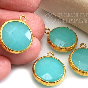 Aqua Green Gemstone Pendant, Green Jade Pendant, 22k Gold Plated Hammered Bezel, 17mm Round Faceted Gemstone Pendant, Earring Pendant