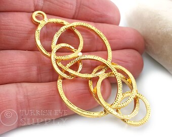Grand pendentif créoles en or, breloque cercles entrelacés, pendentif boucle en or rustique, pendentif bague en or, pendentif grand cercle, 1 pièce