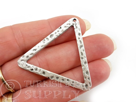 Colgante triángulo de plata grande encanto triángulo | Etsy México