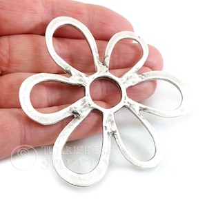 Large Silver Flower Pendant, Antique Silver Plated Organic Shape Flower Pendant, Flower Necklace Findings, 1Pc