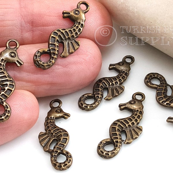 Breloques d'hippocampe en bronze, mini breloques d'hippocampe, collier d'hippocampe, pendentifs d'hippocampe, breloques nautiques, bijoux d'été, breloques de plage, 4Pc