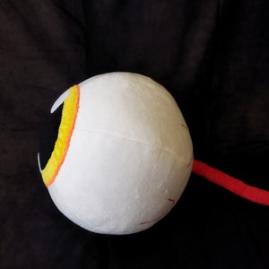 Torn out Eye Plush Toy Plush Toy diameter 7,9" (20 cm) Evil Eye Horror Maniac Terraria Eye of Cthulhu Feature