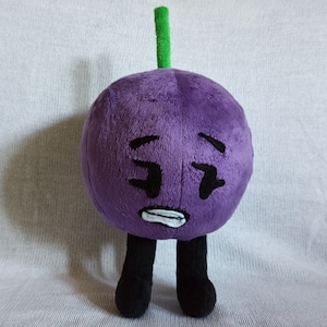 Grapey The Bummed Out Berry 14,6″ (37 cm) plush toy Objects At Gaming OAG Fix-It