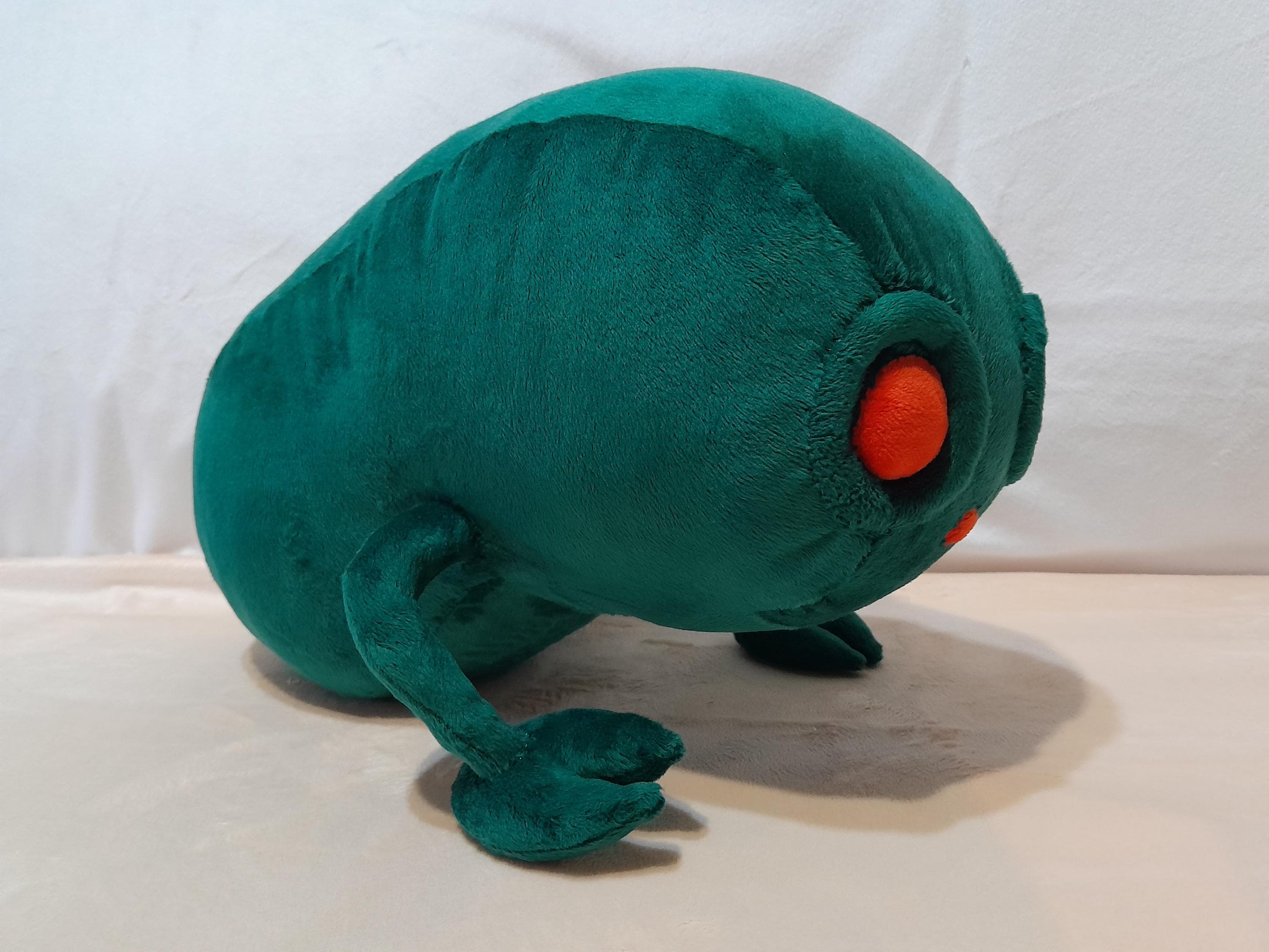 The smoky Progg From Pikmin 9,8” (25 Cm) Plush Toy Variant 2