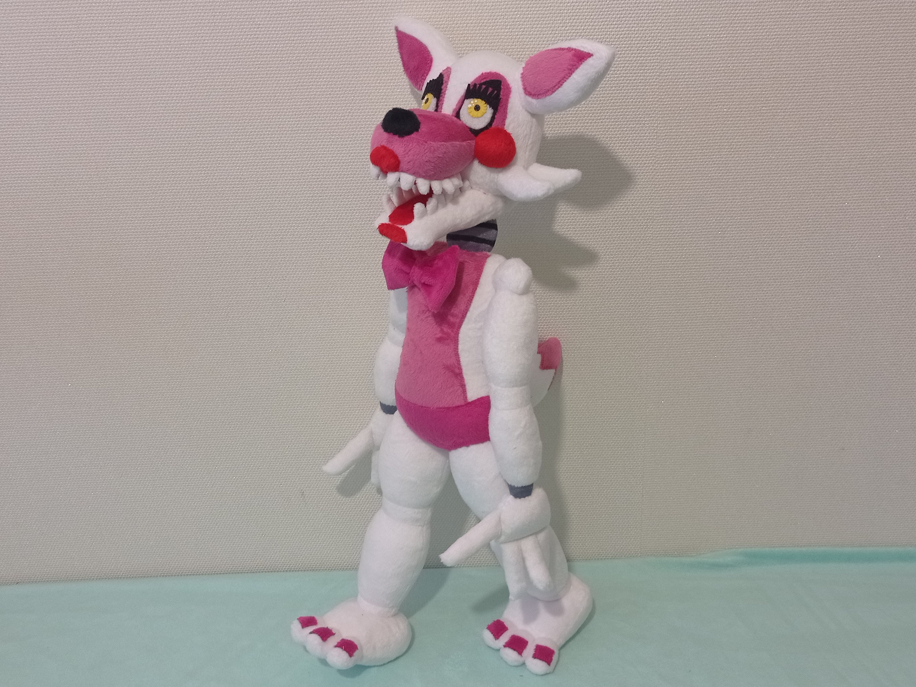 Pin by Ann Min on Foxy x Mangle  Anime fnaf, Fnaf characters