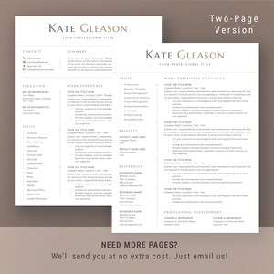 K&ouml;nnte beinhalten: Eine zweiseitige Lebenslaufvorlage im minimalistischen Stil mit braunem Hintergrund und wei&szlig;em Text. Der Lebenslauf ist f&uuml;r Kate Gleason, die eine Berufsbezeichnung, Kontaktinformationen, Ausbildung, Berufserfahrung, F&auml;higkeiten, Projekte und Referenzen hat. Der Lebenslauf enth&auml;lt auch einen Abschnitt f&uuml;r die berufliche Entwicklung.