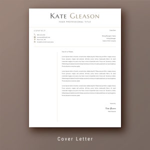 K&ouml;nnte beinhalten: Eine formelle Anschreibenvorlage mit einem professionellen Design. Das Anschreiben ist an "Sehr geehrte/r Herr/Frau" gerichtet und enth&auml;lt den Namen "Kate Gleason" und den Titel "Ihr Berufsbezeichnung". Das Anschreiben enth&auml;lt auch Kontaktinformationen wie Telefonnummer, E-Mail-Adresse und LinkedIn-Profil.