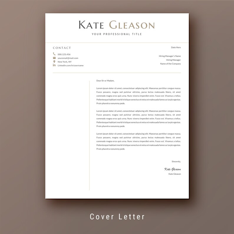 K&ouml;nnte beinhalten: Eine formelle Anschreibenvorlage mit einem professionellen Design. Das Anschreiben ist an "Sehr geehrte/r Herr/Frau" gerichtet und enth&auml;lt den Namen "Kate Gleason" und den Titel "Ihr Berufsbezeichnung". Das Anschreiben enth&auml;lt auch Kontaktinformationen wie Telefonnummer, E-Mail-Adresse und LinkedIn-Profil.