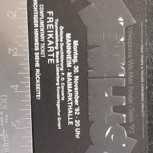 METALLICA - Vintage 30. November 1992 Mannheim, Germany MINT- GANZ unbenustes Konzertticket!