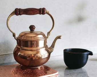 Elegant Handcrafted Copper Teapot - Italian Style Stovetop Tea Pot