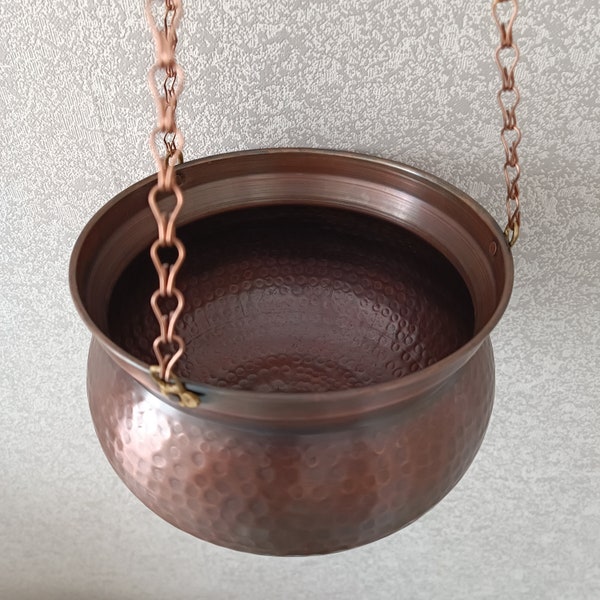 Handcrafted Copper Hanging Planter Pot - Perfect for Indoor and Outdoor Decorations