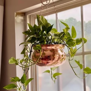 Maceta colgante de cobre hecha a mano: decoración para interiores y exteriores