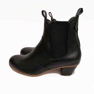 Professional Mens Flamenco Boots , Custom, Handmade, Hornbeam, Studded Sole, Full-Grain leather