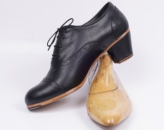 Professional Flamenco dance shoes, Custom, Handmade, Hornbeam, Studded Sole, Full-Grain leather