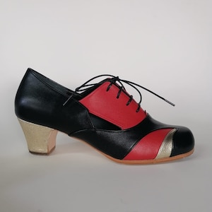 Professional Flamenco dance shoes, Custom, Handmade, Hornbeam, Studded Sole, Full-Grain leather