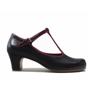 Professional Flamenco dance shoes, Custom, Handmade, Hornbeam, Studded Sole, Full-Grain leather