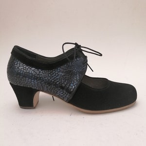Professional Flamenco dance shoes, Custom, Handmade, Hornbeam, Studded Sole, Full-Grain leather