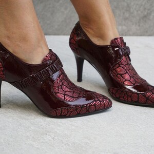 Women's Leather Heeled Shoes, Custom, Handmade, Grained Leather