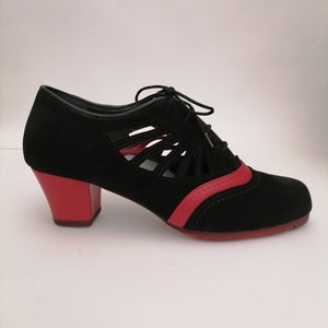 Professional Flamenco dance shoes, Custom, Handmade, Hornbeam, Studded Sole, Full-Grain leather