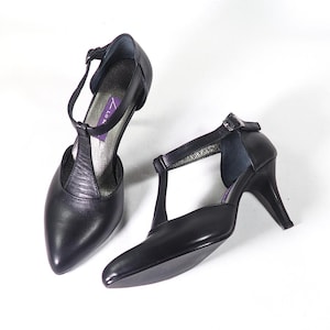 Custom, Handmade, Full-Grain Leather Heels Women&#39;s Shoes
