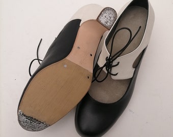 Professional Flamenco dance shoes, Custom, Handmade, Hornbeam, Studded Sole, Full-Grain leather