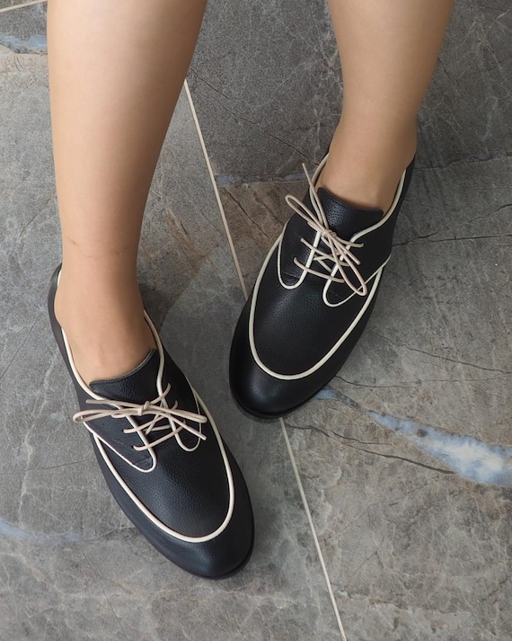 Custom, Handmade, Full-grain Leather Womens Leather Oxfords  display picture 1