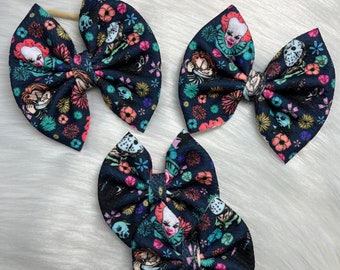 Griezelige bloemen - strik op nylon | Strik op clip | Varkens | Pasgeboren strik | Babystrik | Peuterstrik | Babyhoofdband | Hoofdband met strik