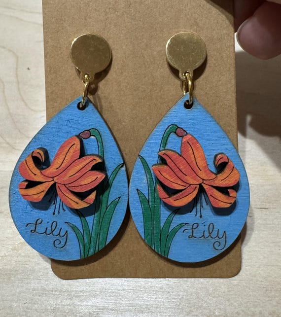 Flower * Floral * Lily Earrings