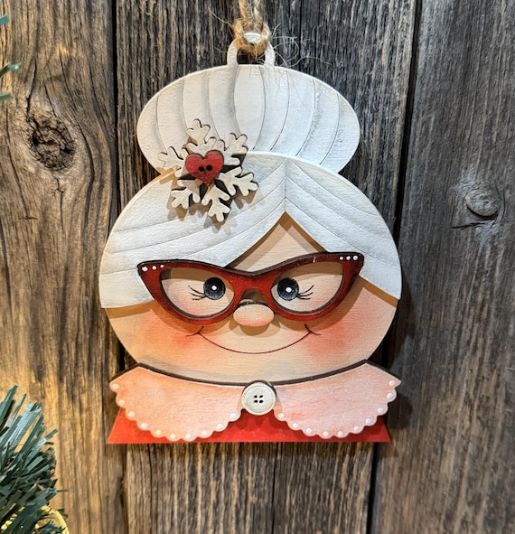 Mrs. Claus Face Ornament