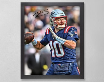 Mac Jones New England Patriots Poster Art Autographed NFL 4x6, 5x7, 8x10, 9x12, 11x14, 16x20, 18x24, 24x36 Personalized Gifts Dad