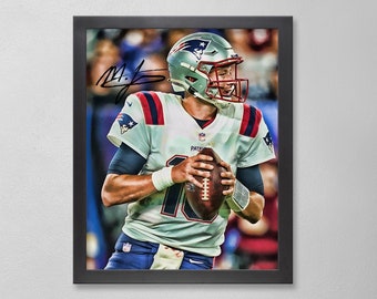 Mac Jones New England Patriots Poster Art Autographed NFL 4x6, 5x7, 8x10, 9x12, 11x14, 16x20, 18x24, 24x36 Personalized Gifts Dad