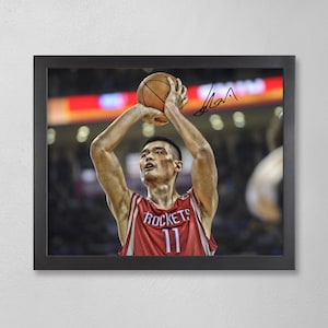 Yao Ming Houston Rockets Poster Art Autographed NBA 4x6, 5x7, 8x10, 9x12, 11x14, 16x20, 18x24, 24x36 Personalized Gifts for  BDAY
