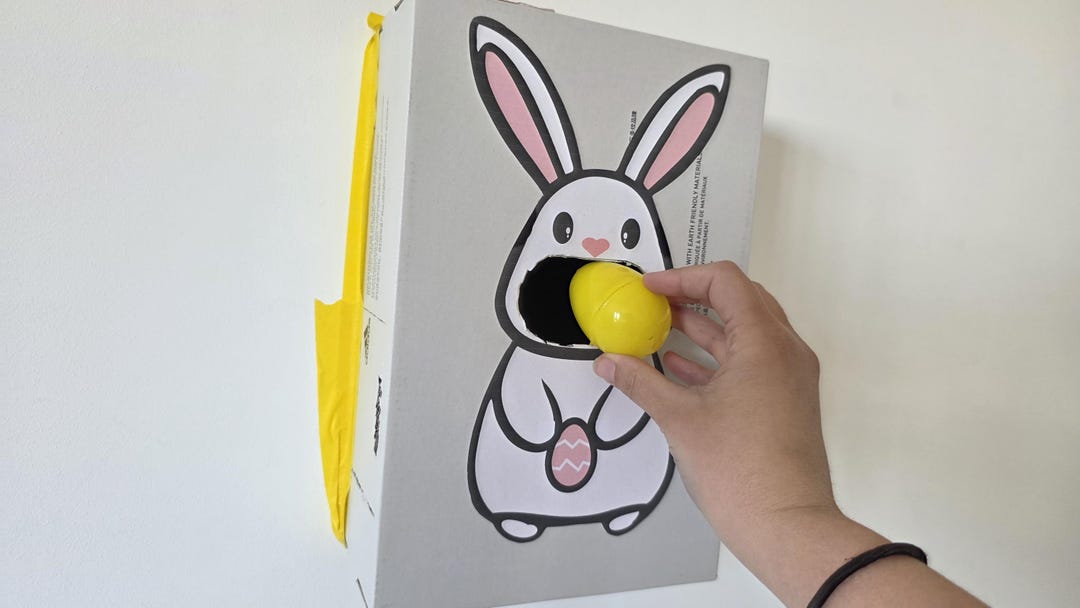 Feed the Easter Bunny – Printable Coordination Game | Easter Toddler ...