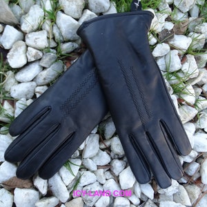 Real Genuine Women&#39;s Warm Mittens Sheepskin Fur Leather Black Winter Gloves Size
