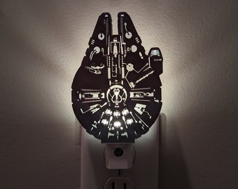 Star Wars Millennium Falcon LED Night Light | 3D printed | Wall Plug for Bedroom, Bathroom, Hallway | Dusk to Dawn operation